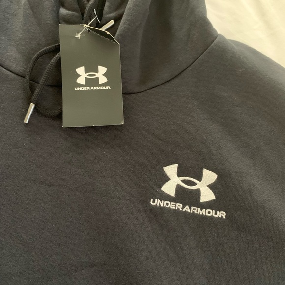 Under Armour Essential Fleece Hoodie NWT - Picture 2 of 4